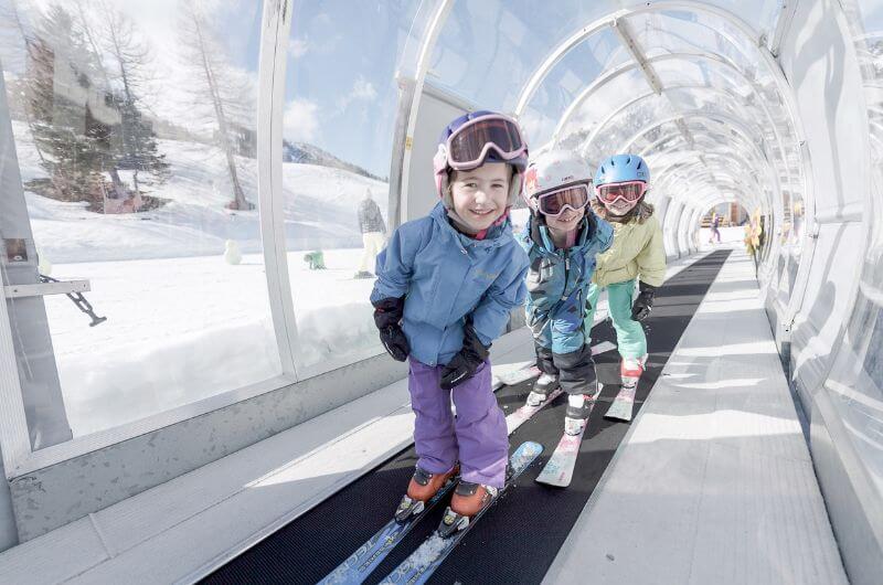 Zauberteppich-all-inclusive-familienhotel-an-der-skipiste-mit-skischule-liechtenstein-gorfion-familienurlaub-kinderhotel-urlaub-mit-kindern