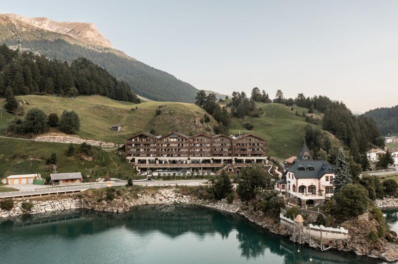 Direkte-Seelage-Luxus-Familienhotel-Reschensee-Kinderhotel-Das-Gerstl-Family-Retreat