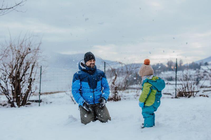 Winter-Schnee-Familienhotel-Natz-Schabs-familienfreundlich-Geheimtipp-Urlaub-mit-kindern-pool-wellness-ferienwohnung-Das-Muehlwald-Suedtirol