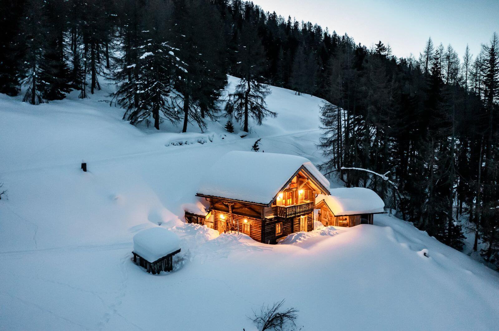 Huette-Chalet-an-der Skipiste-kaernten-landgut-moserhof-skiurlaub-mit-kindern-familienurlaub-oesterreich