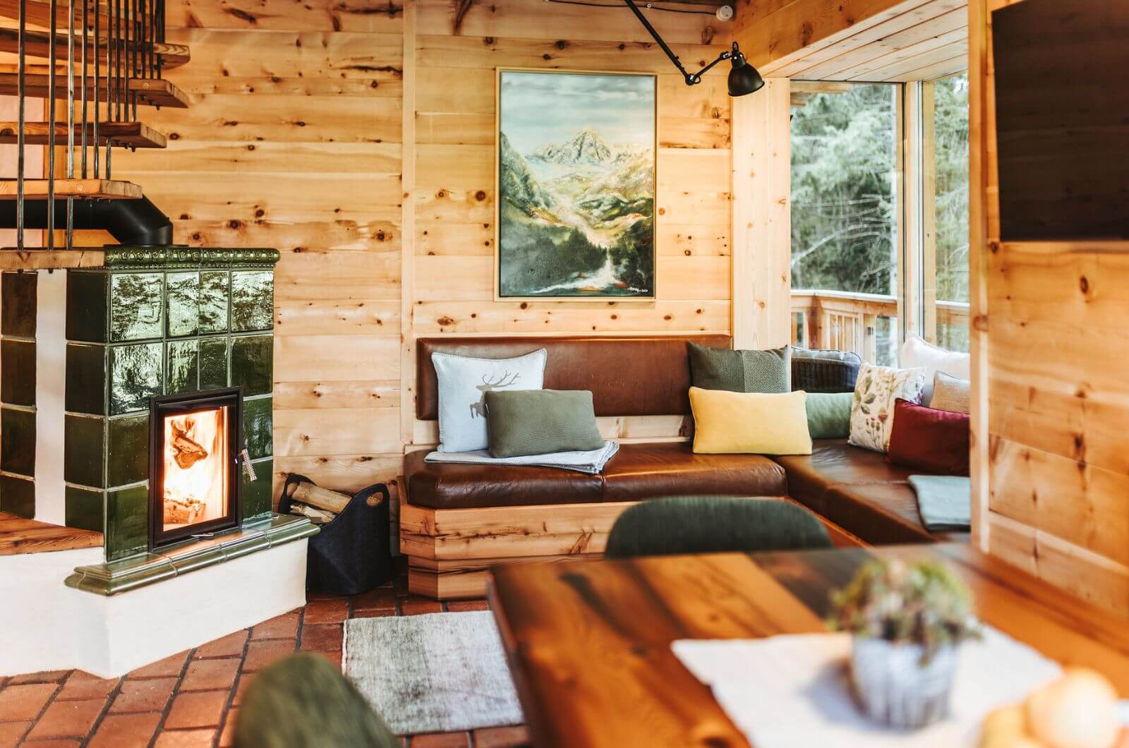 kamin-Chaletdorf-feriendorf-schwimmteich-kaernten-landgut-moserhof-urlaub-bauernhof-mit-kindern-familienurlaub-oesterreich